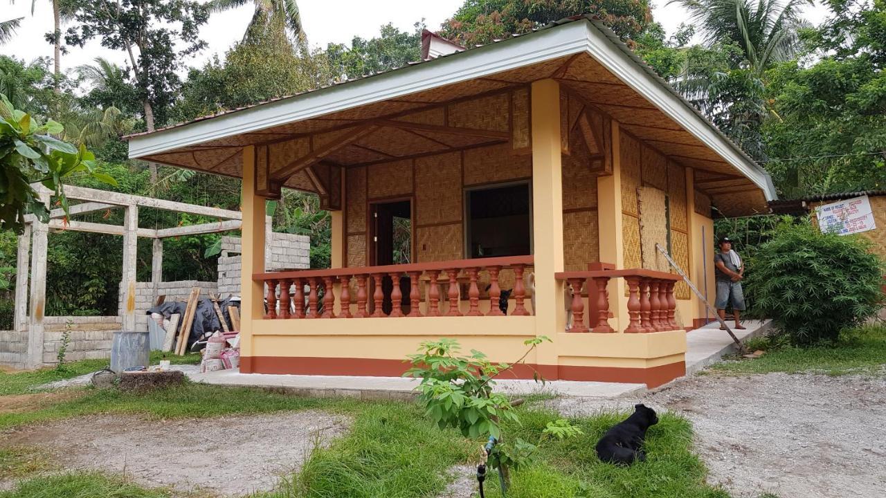 Paco'S Garden Home Stay Mambajao Extérieur photo