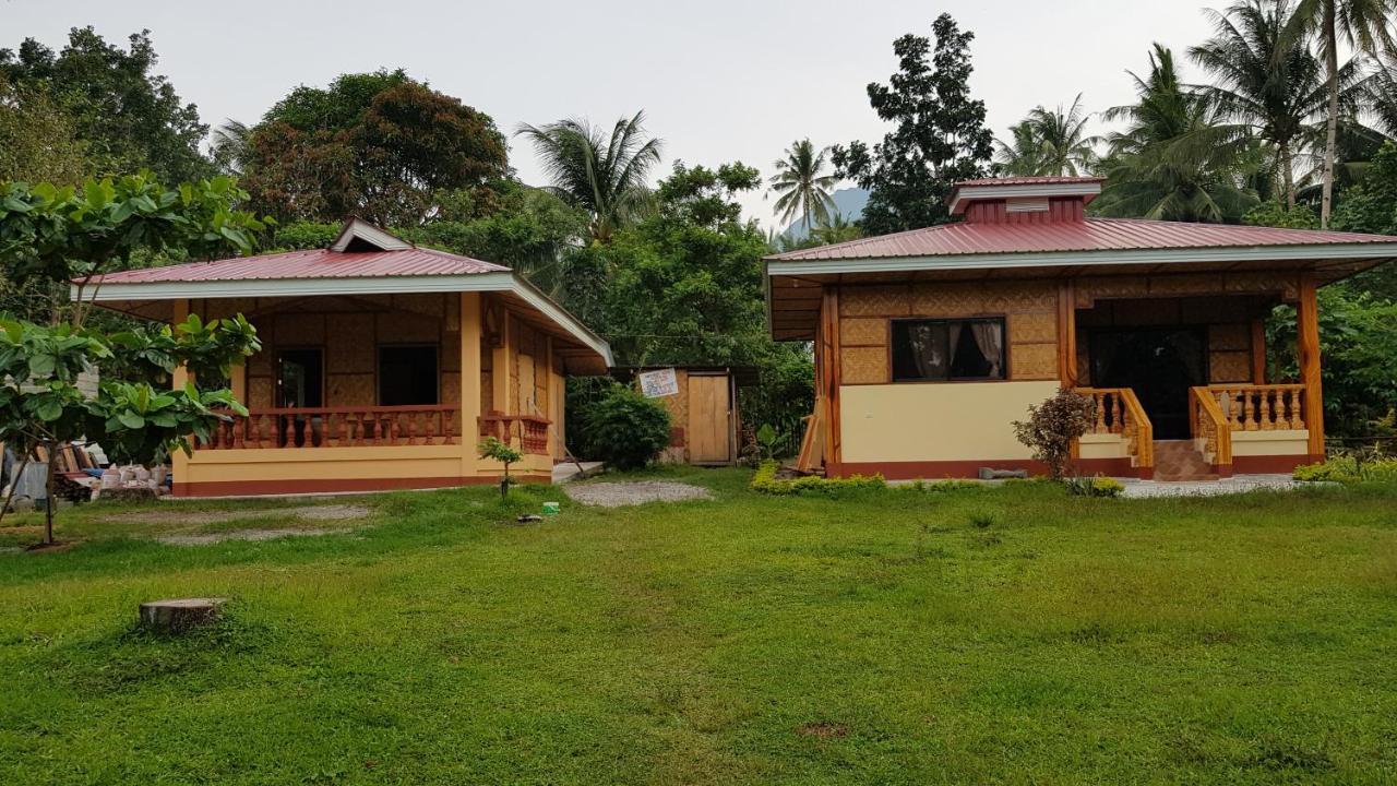 Paco'S Garden Home Stay Mambajao Extérieur photo