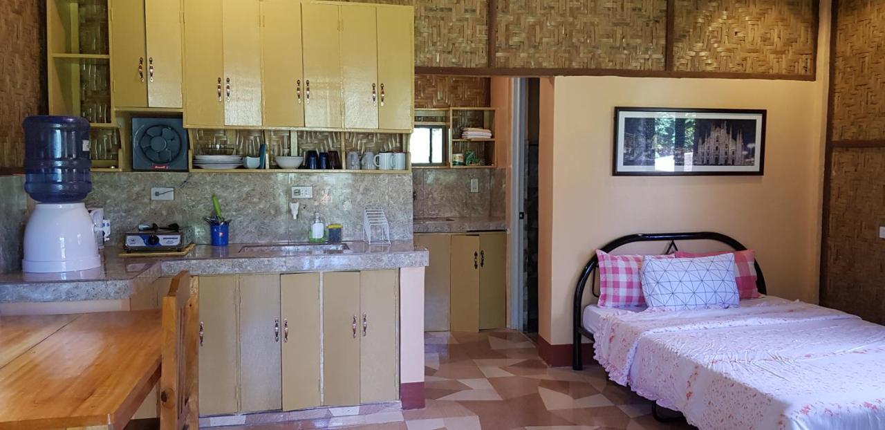 Paco'S Garden Home Stay Mambajao Extérieur photo