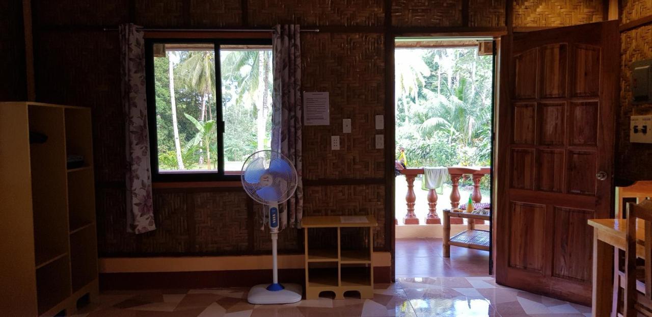 Paco'S Garden Home Stay Mambajao Extérieur photo
