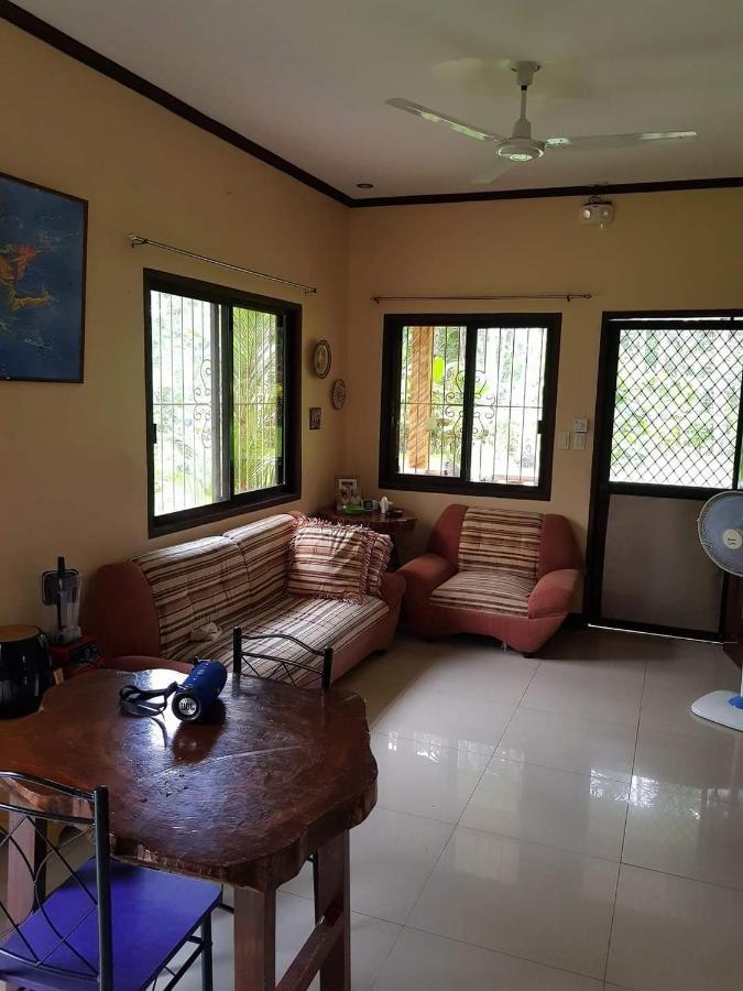 Paco'S Garden Home Stay Mambajao Extérieur photo