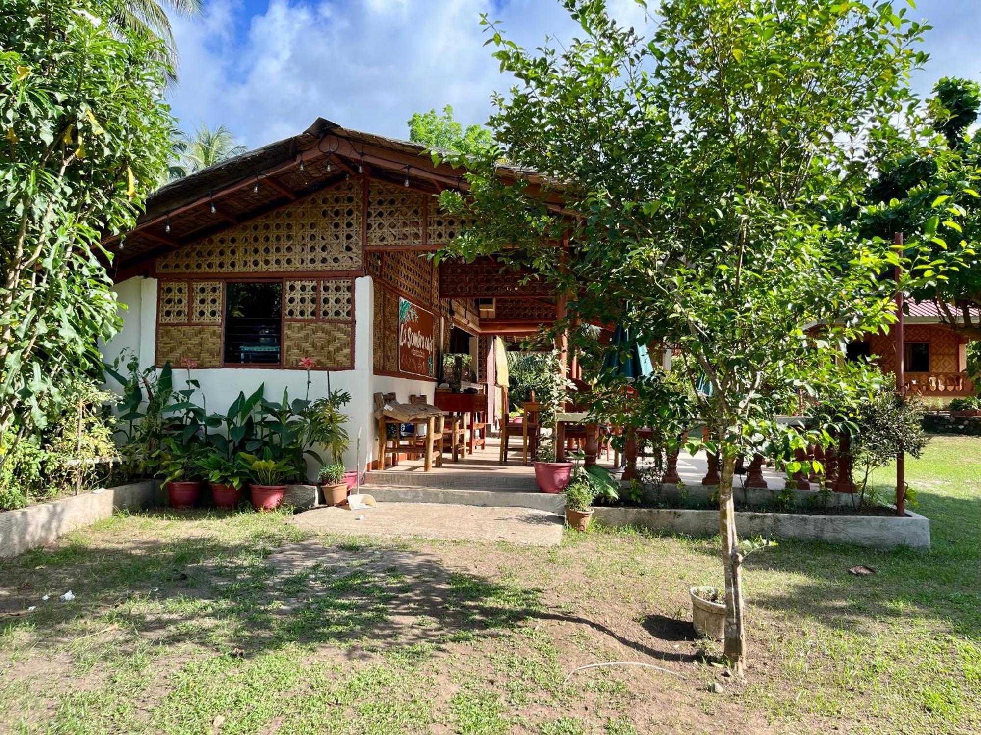 Paco'S Garden Home Stay Mambajao Extérieur photo