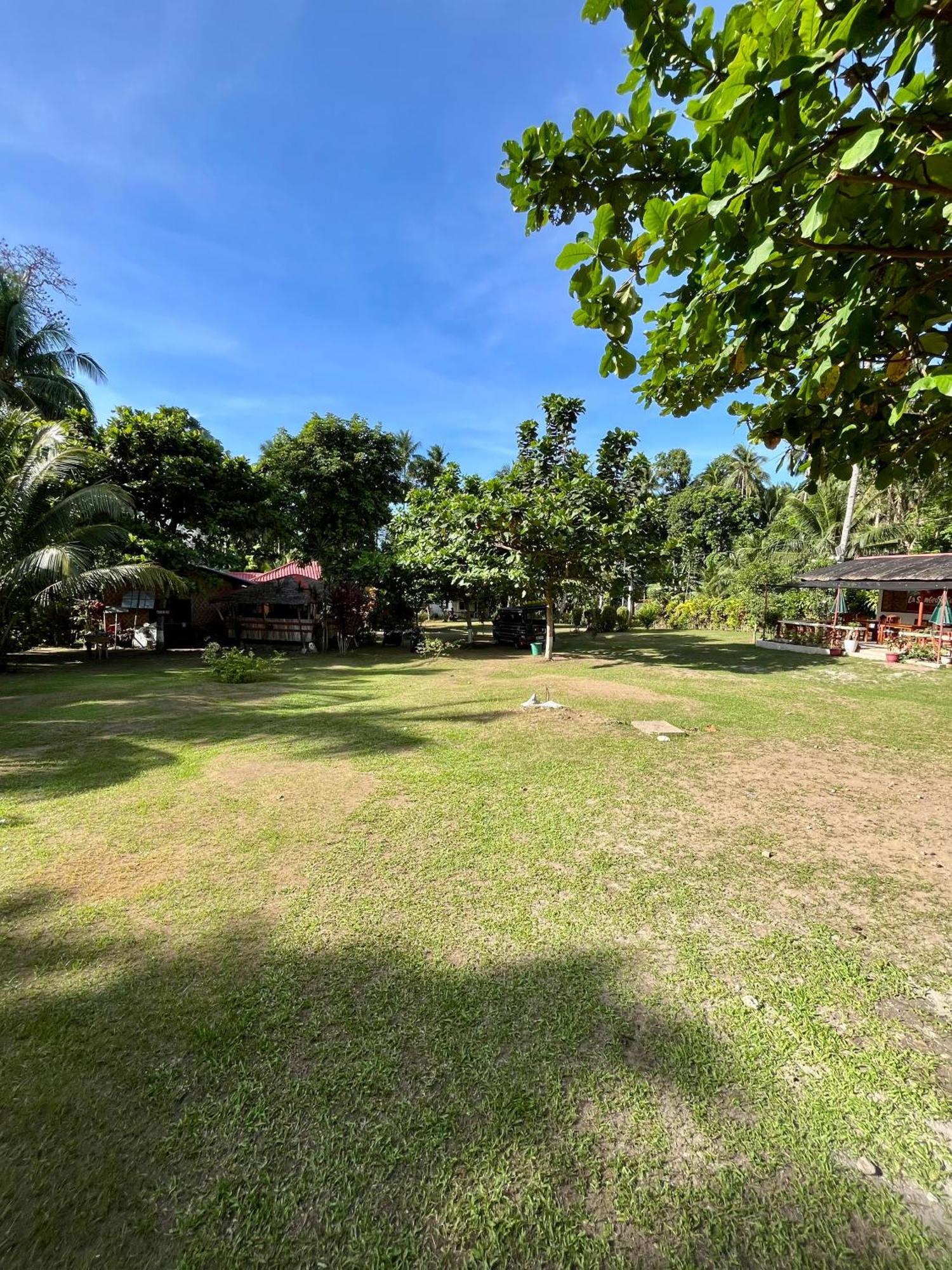 Paco'S Garden Home Stay Mambajao Extérieur photo