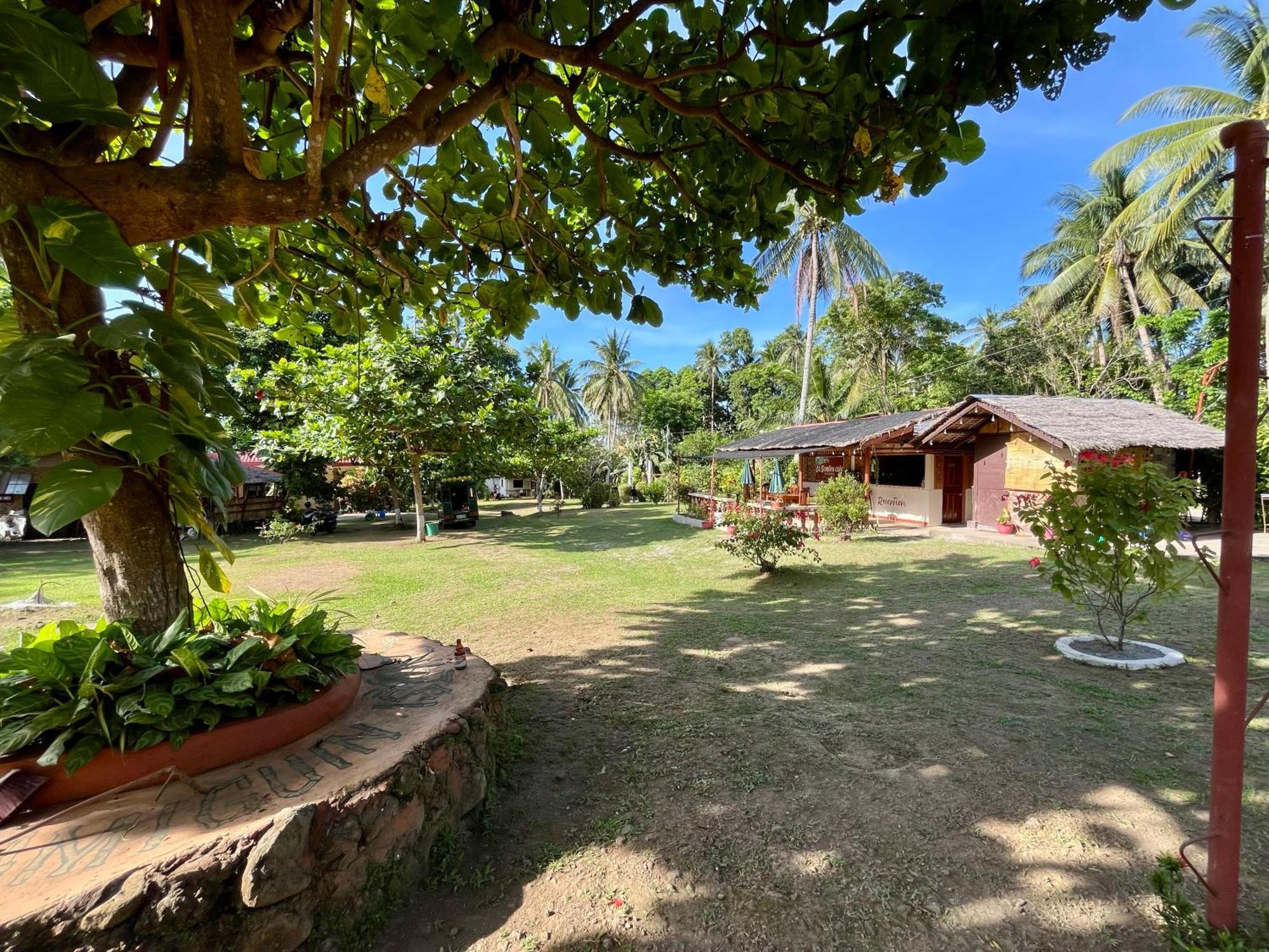 Paco'S Garden Home Stay Mambajao Extérieur photo